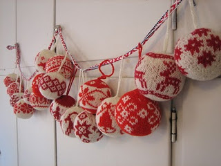 Decorazioni Natalizie Ai Ferri.Decorazioni Di Natale A Maglia Ai Ferri Libro Di Arne Carlos