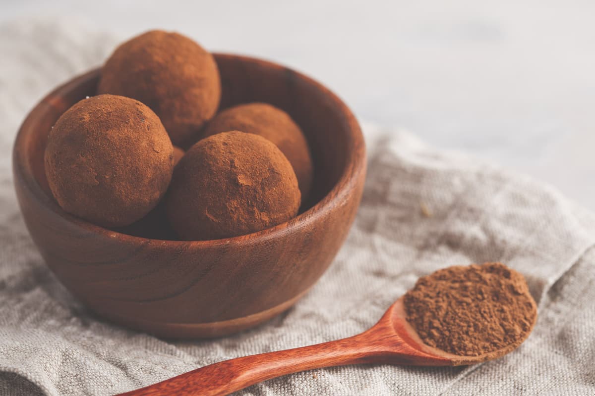 Tartufini raw al cocco