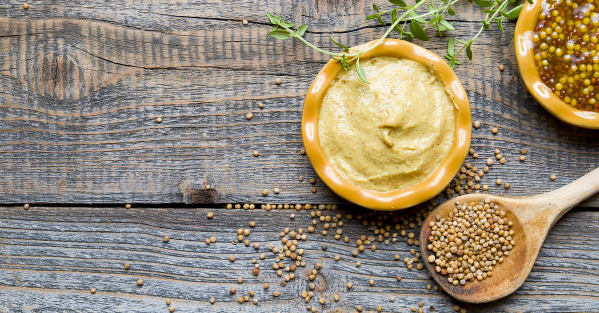 Senape per condire l'insalata