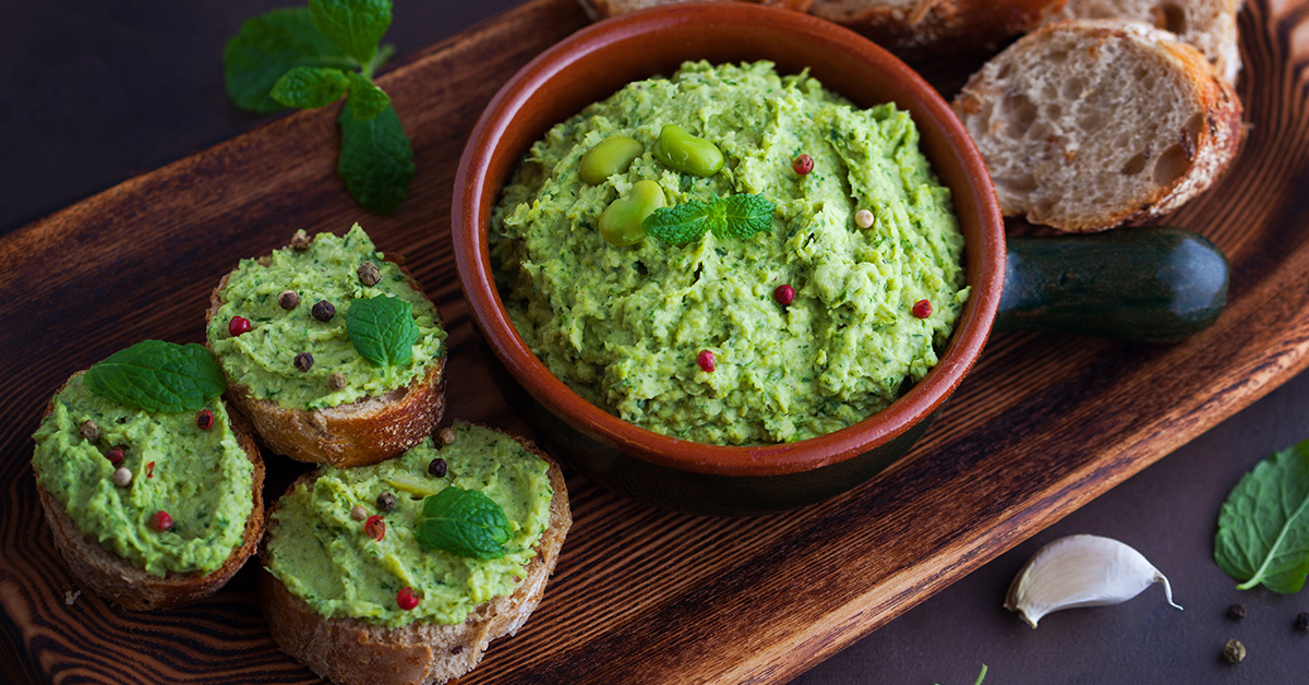 Hummus di fave fresche