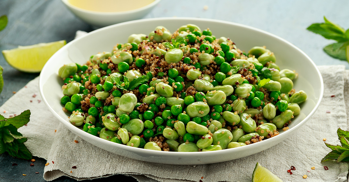 Quinoa con fave e piselli alla menta