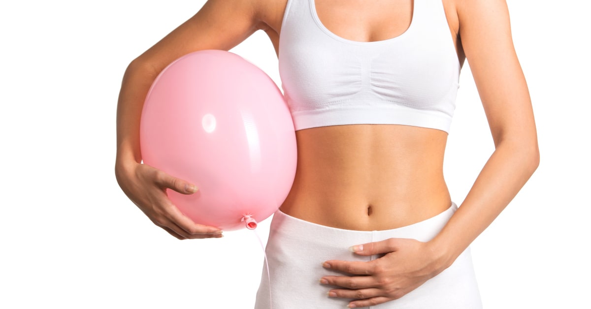 La pancia gonfia come un palloncino può essere sintomo di costipazione o stipsi