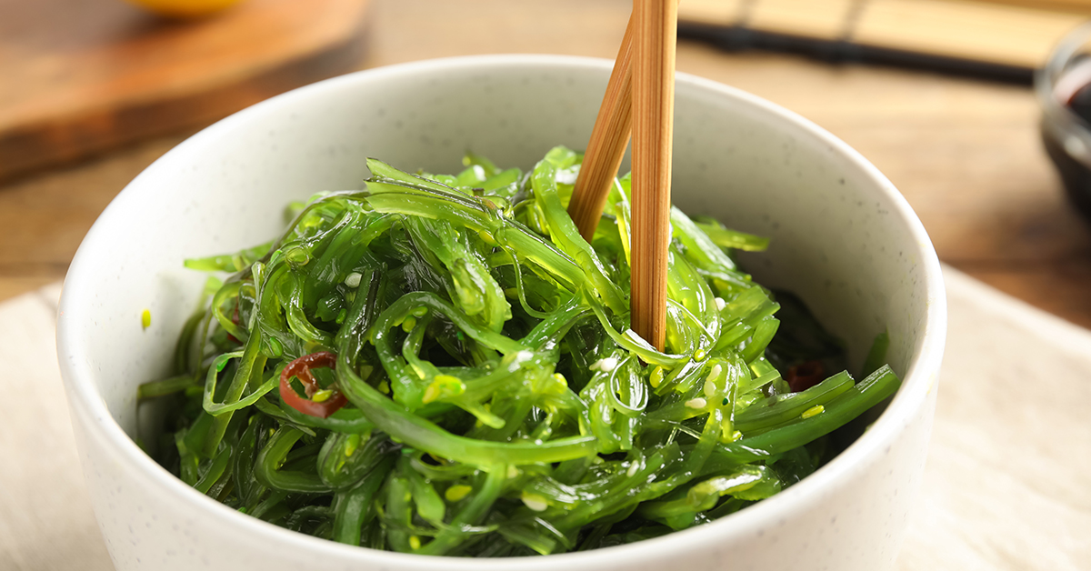 Insalata di alghe wakame