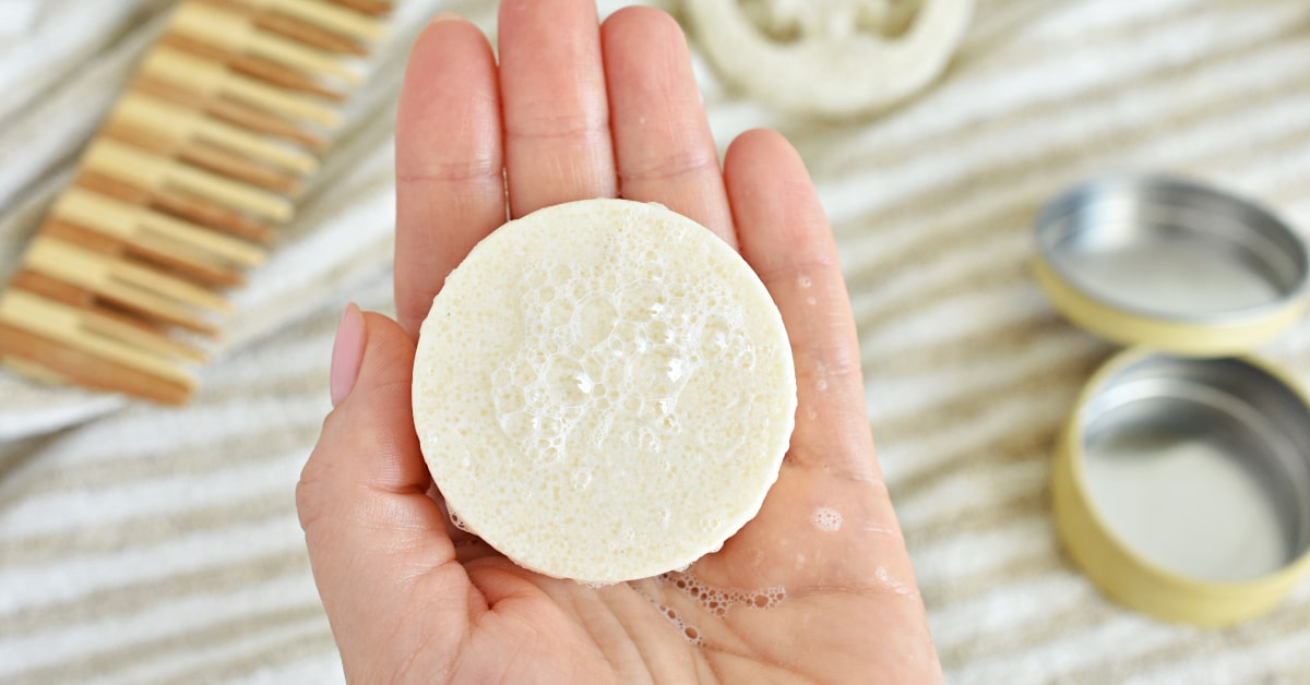 Lo shampoo solido deve essere lasciato asciugare all'aria per mantenerlo più a lungo