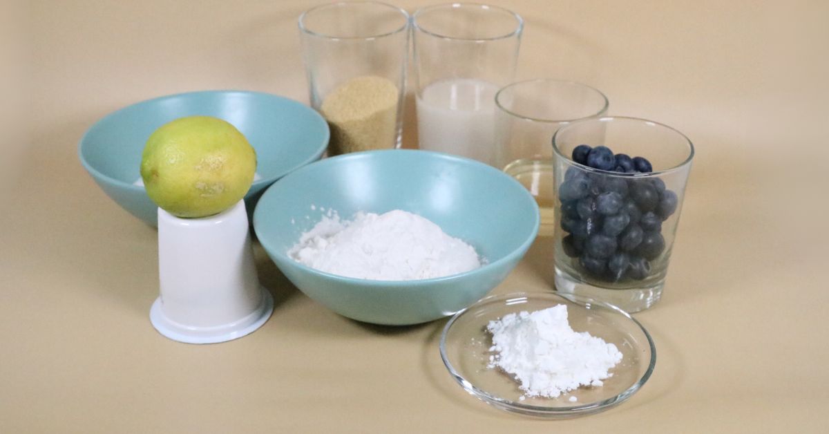 Tortino di cous cous e mirtilli tutti gli ingredienti necessari