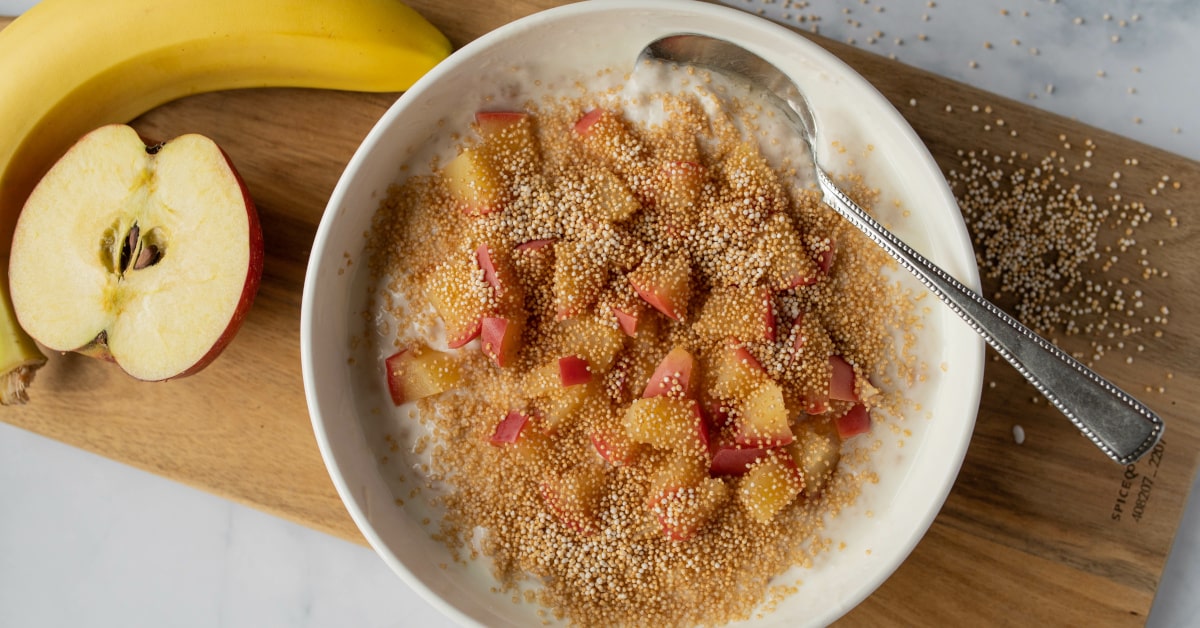 Porridge di amaranto con banana e mela