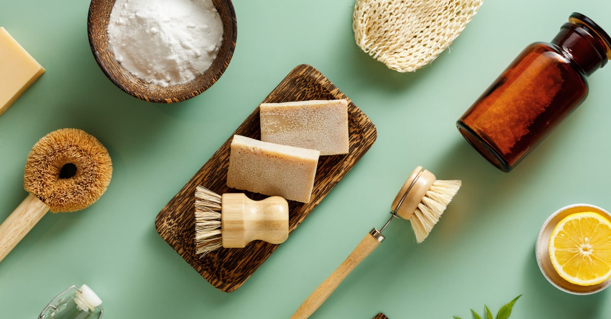 Pulizie ecologiche con acido citrico, bicarbonato e sapone naturale