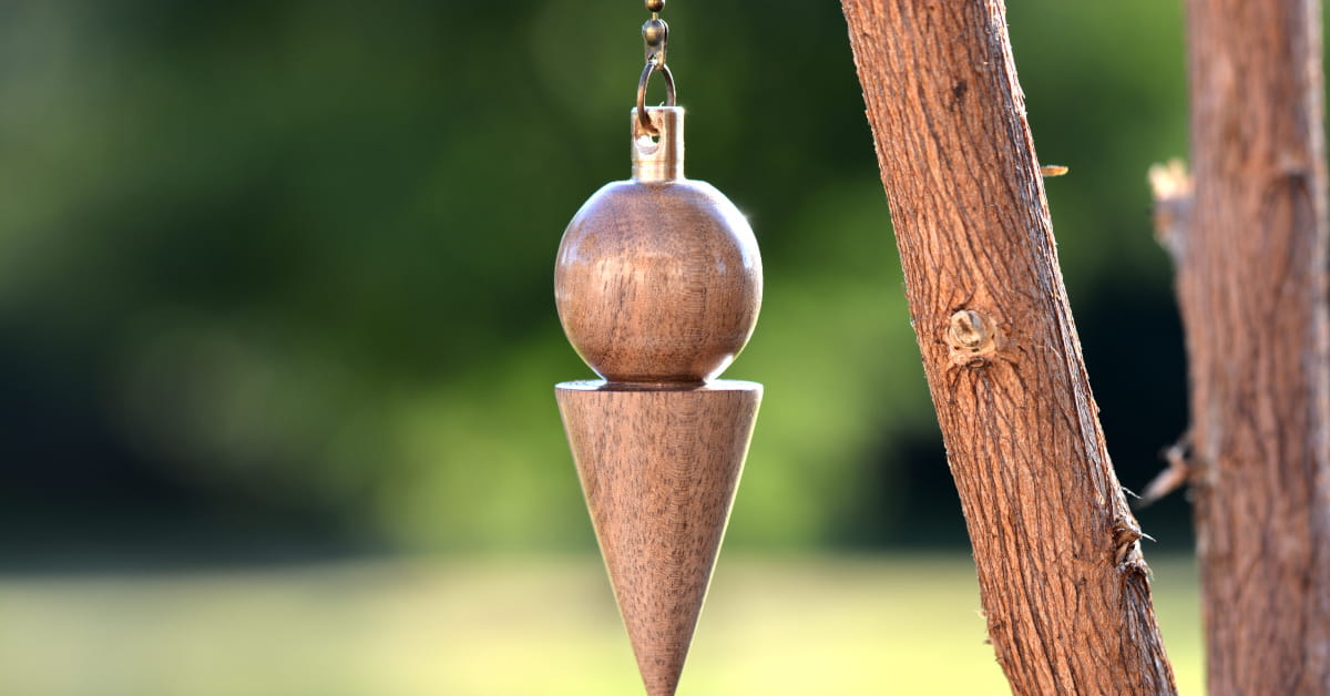 Pendolo in legno per radiestesia