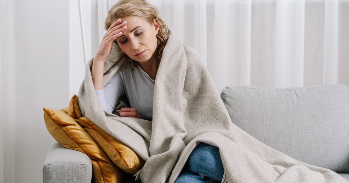Donna con sintomi influenzali e difese indebolite