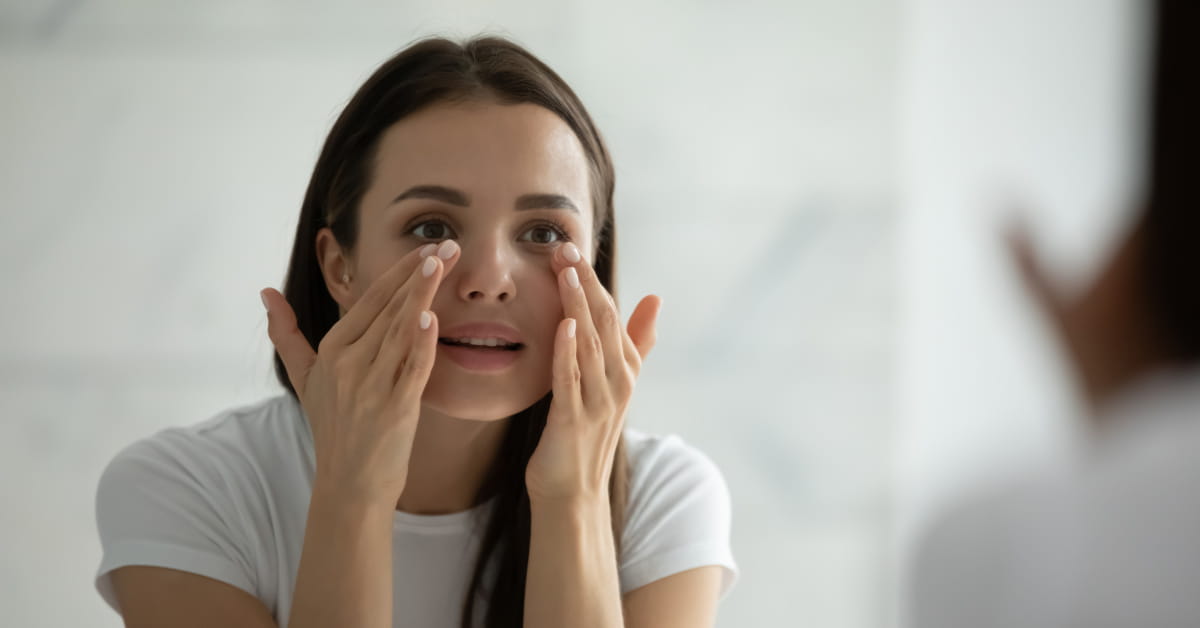 Chi deve mettere il contorno occhi e come sceglierlo