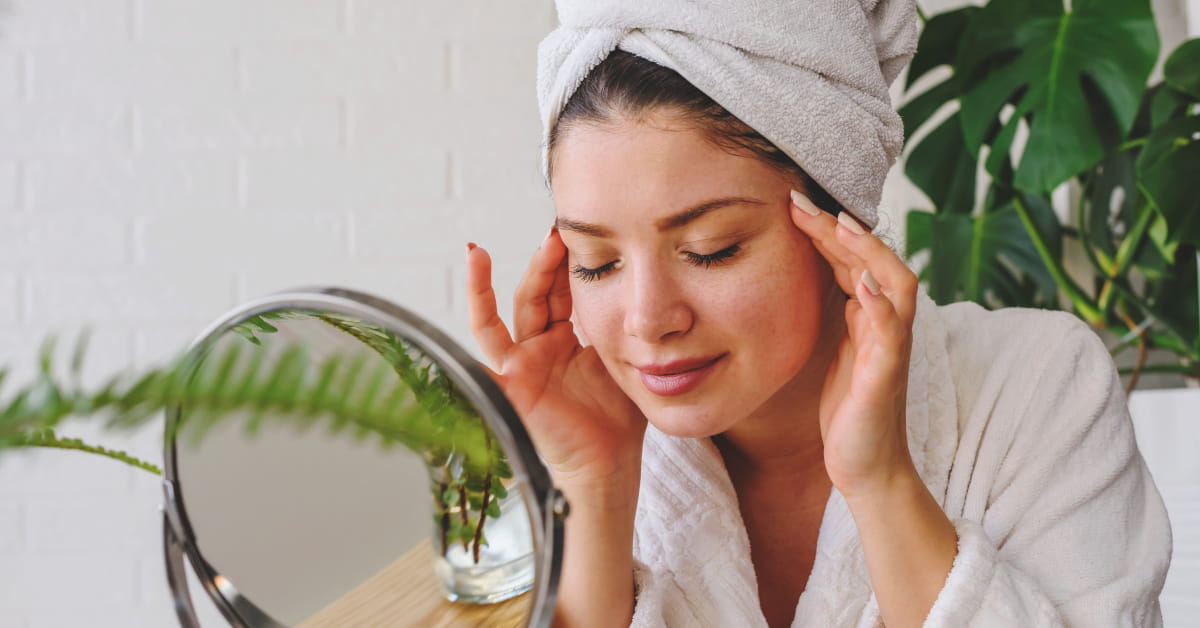 Gli ingredienti attivi: cosa cercare (e cosa evitare) in base al tipo di pelle