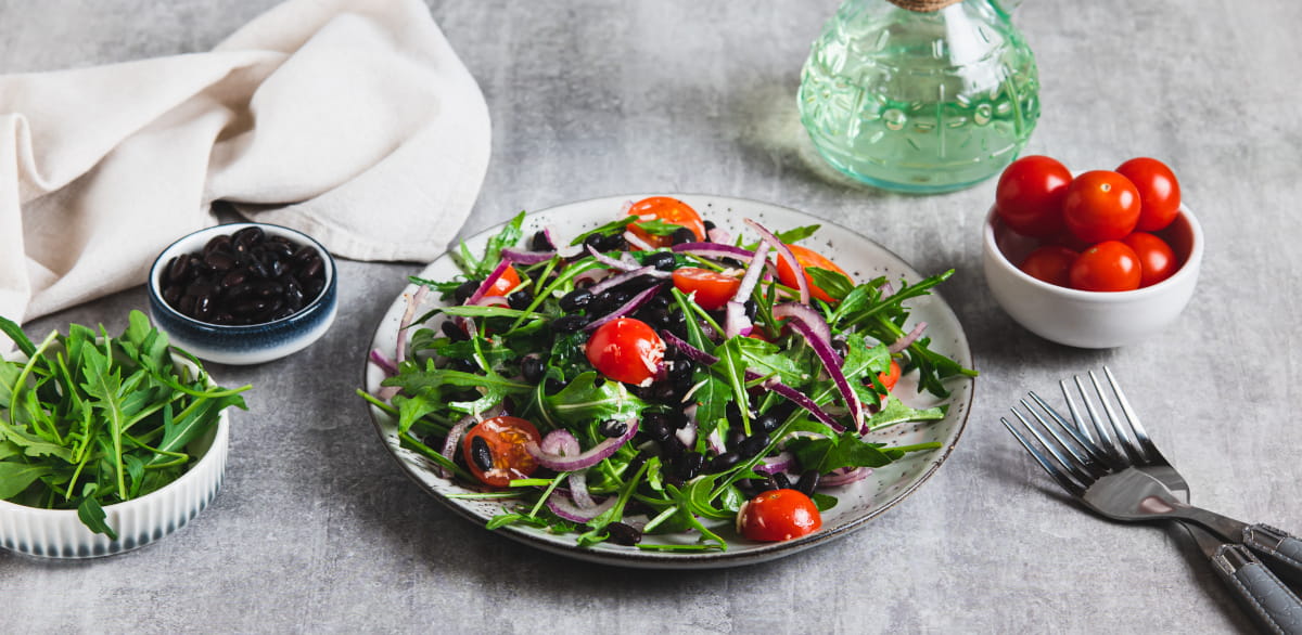 Fagioli neri in insalata di rucola
