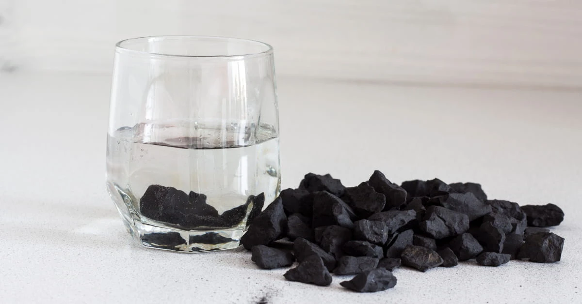 Shungite e acqua: una pratica antica