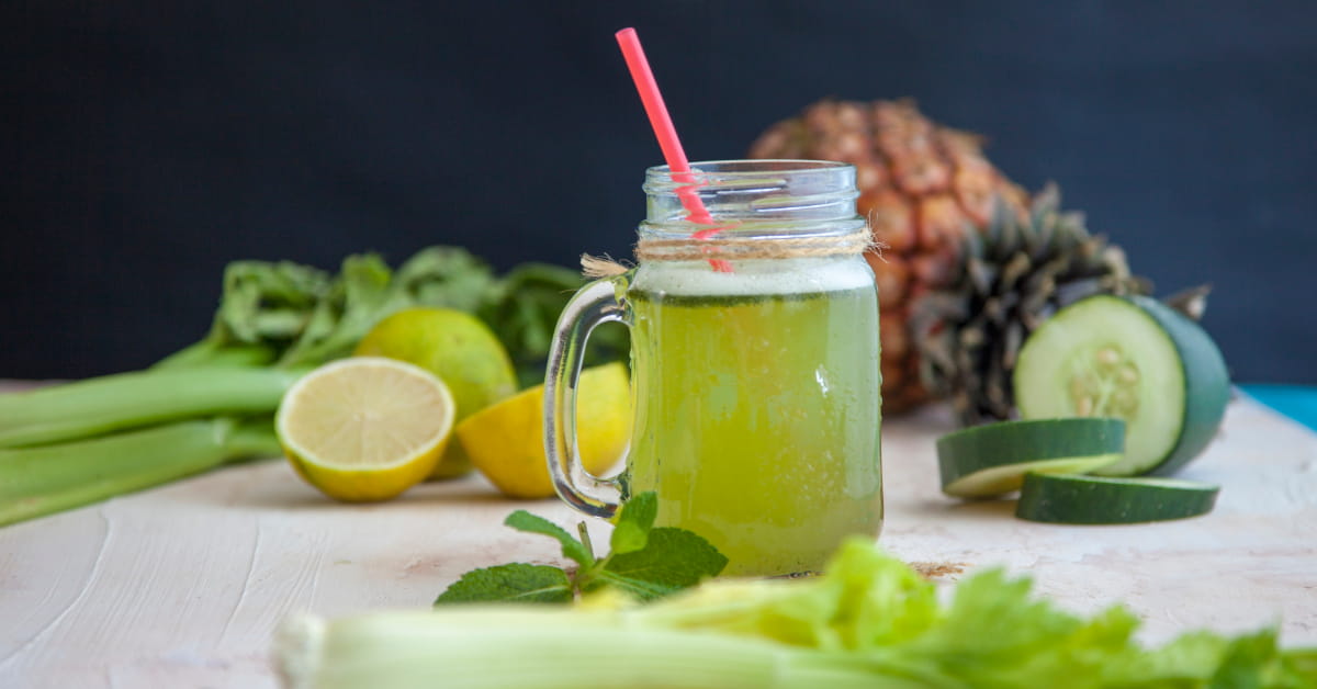 Estratto di ananas, cetriolo e sedano
